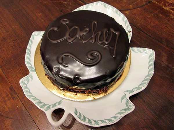 Sacher 